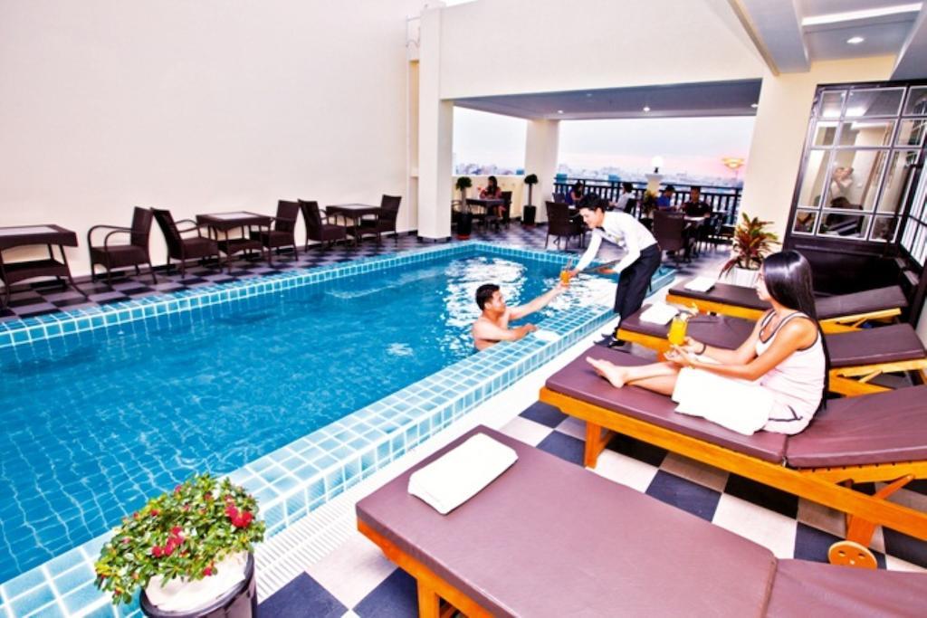 Rumduol Grand Hotel Phnom Pen Exterior foto